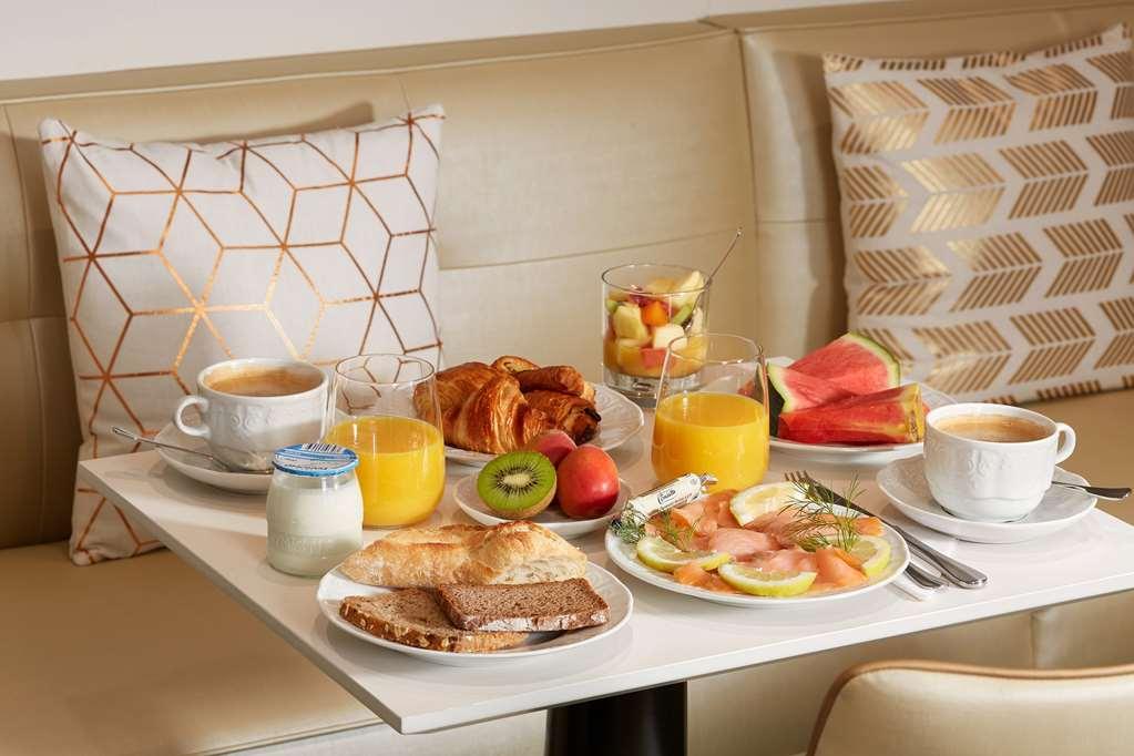 Régence Etoile 4* Parigi