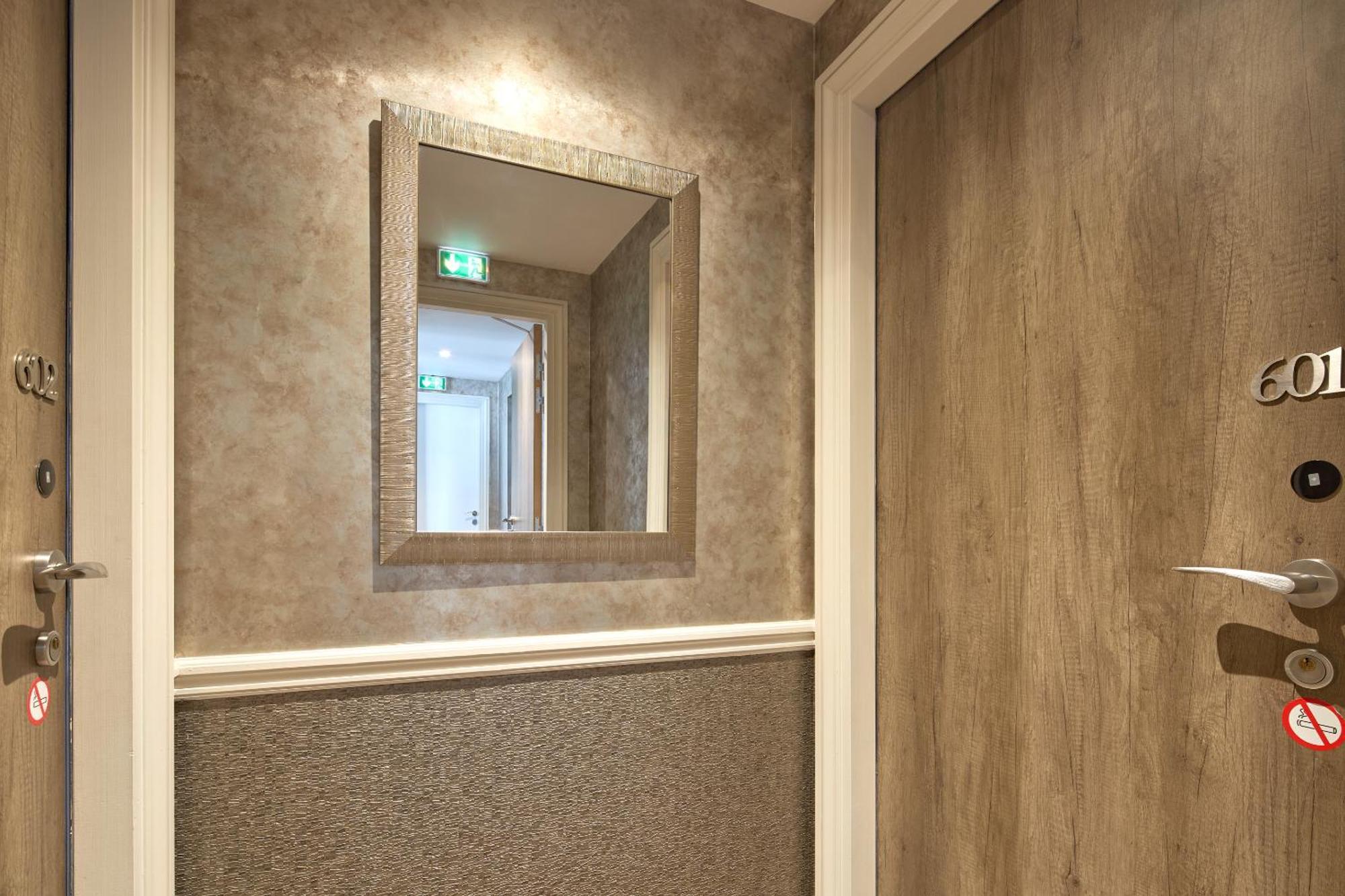 Régence Etoile 4* Parigi