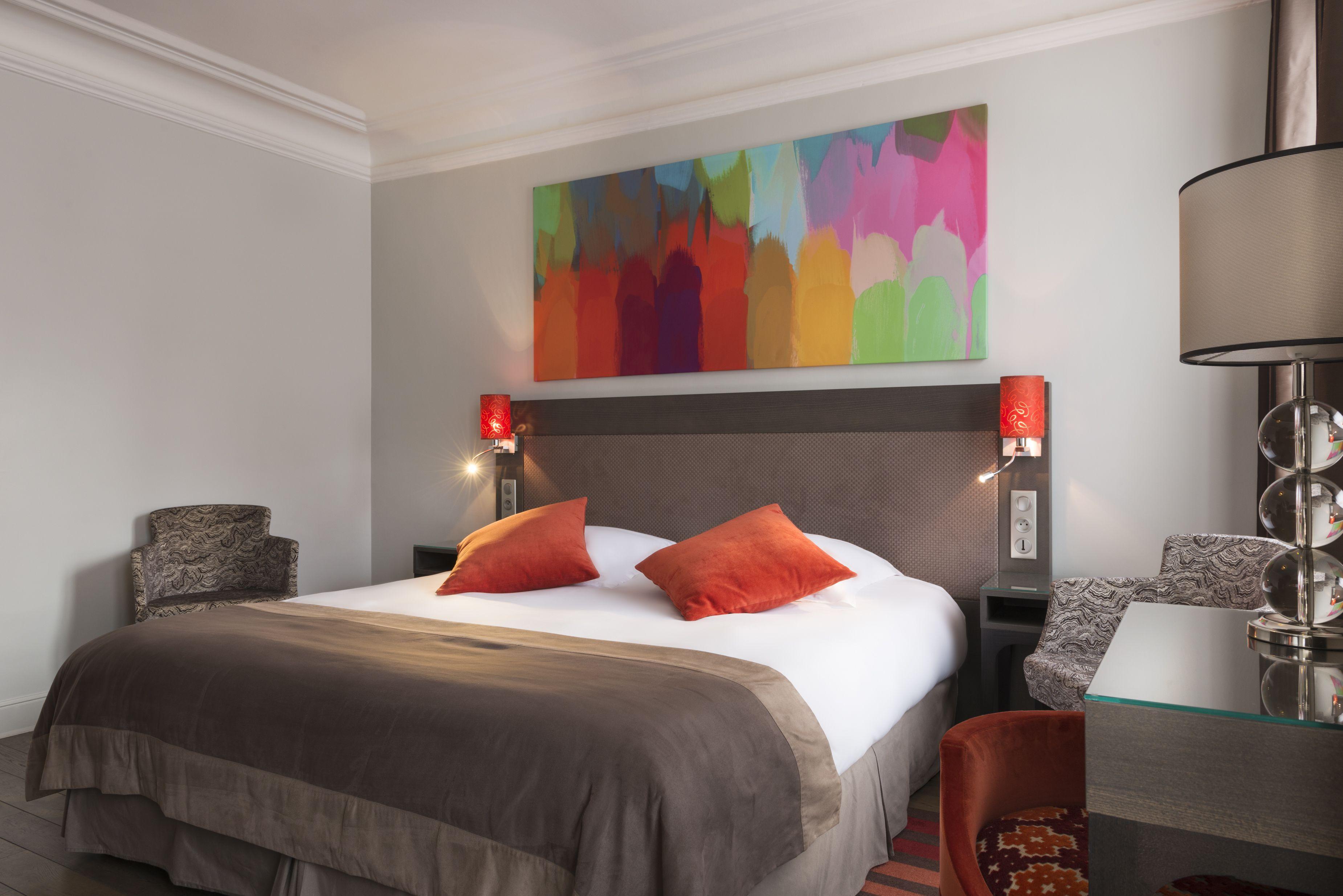 Régence Etoile 4* Parigi