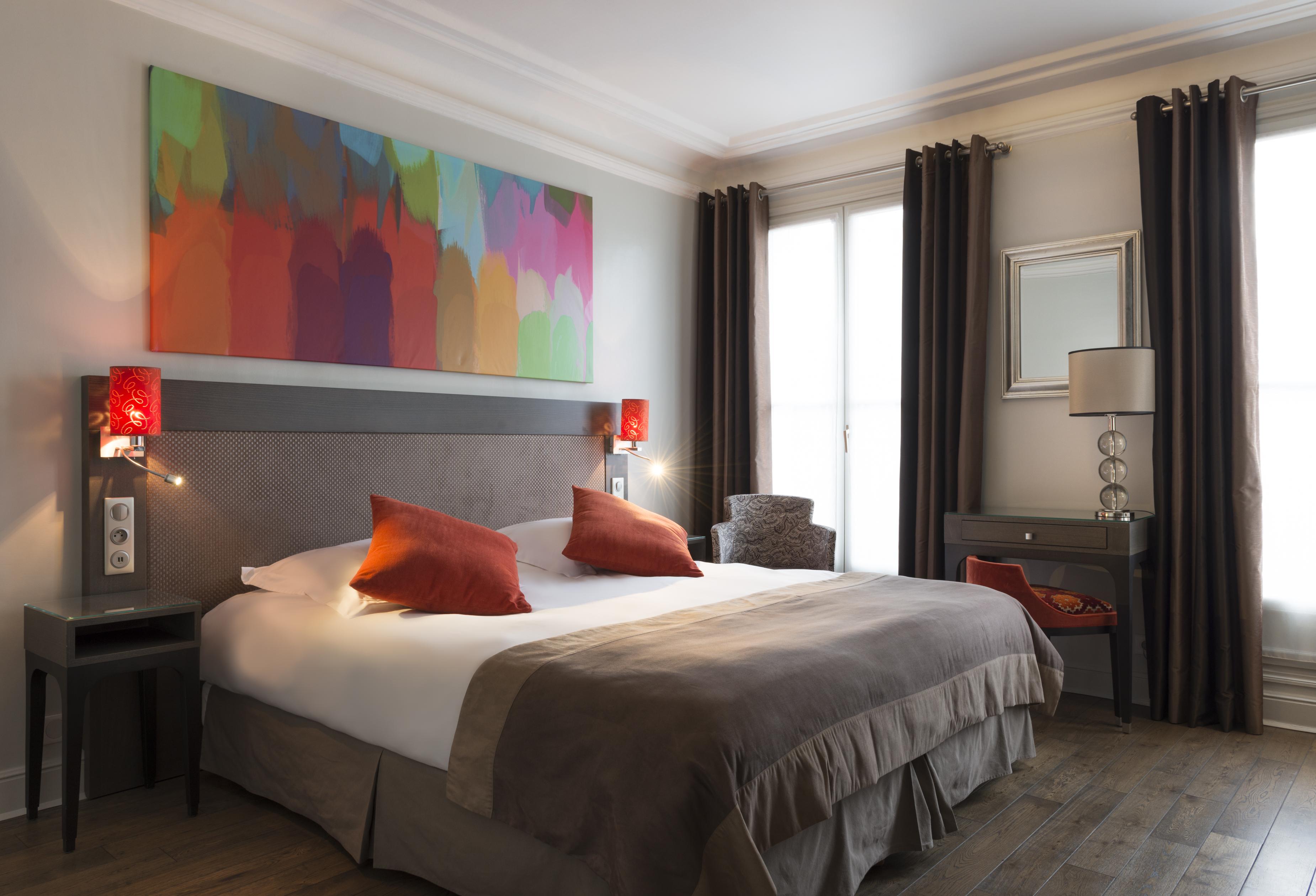 Regence Etoile Paris